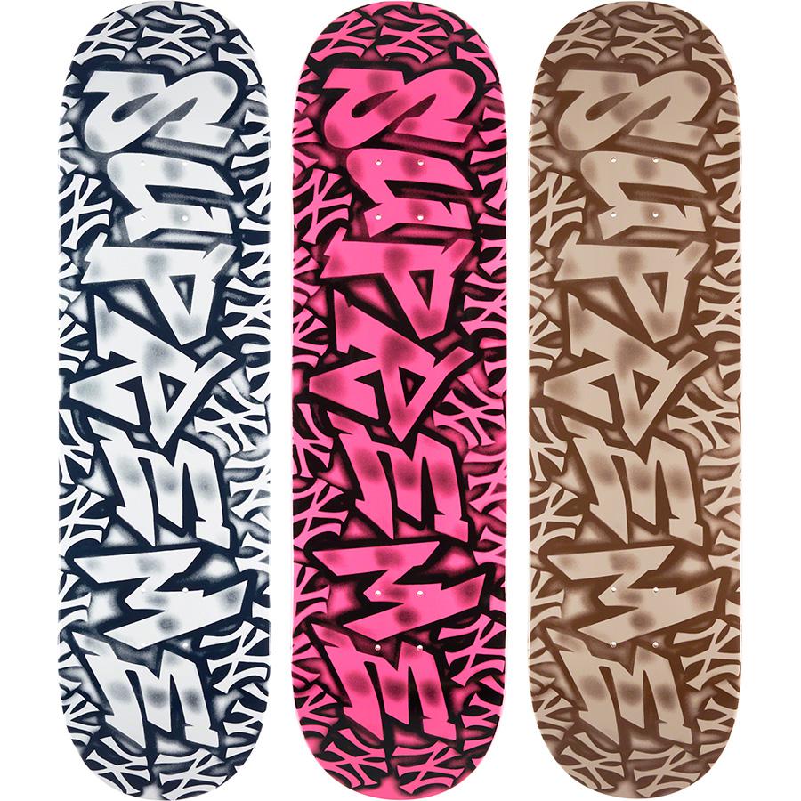 Details on Supreme New York Yankees™ Airbrush Skateboard from fall winter
                                            2021 (Price is $68)