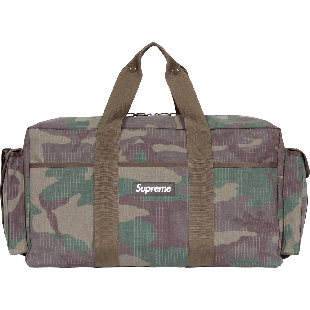 Details on Duffle Bag  from spring summer
                                                    2024 (Price is $178)