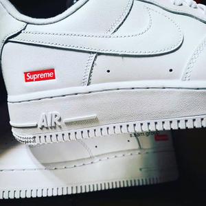 Supreme/Nike Air Force 1 Low