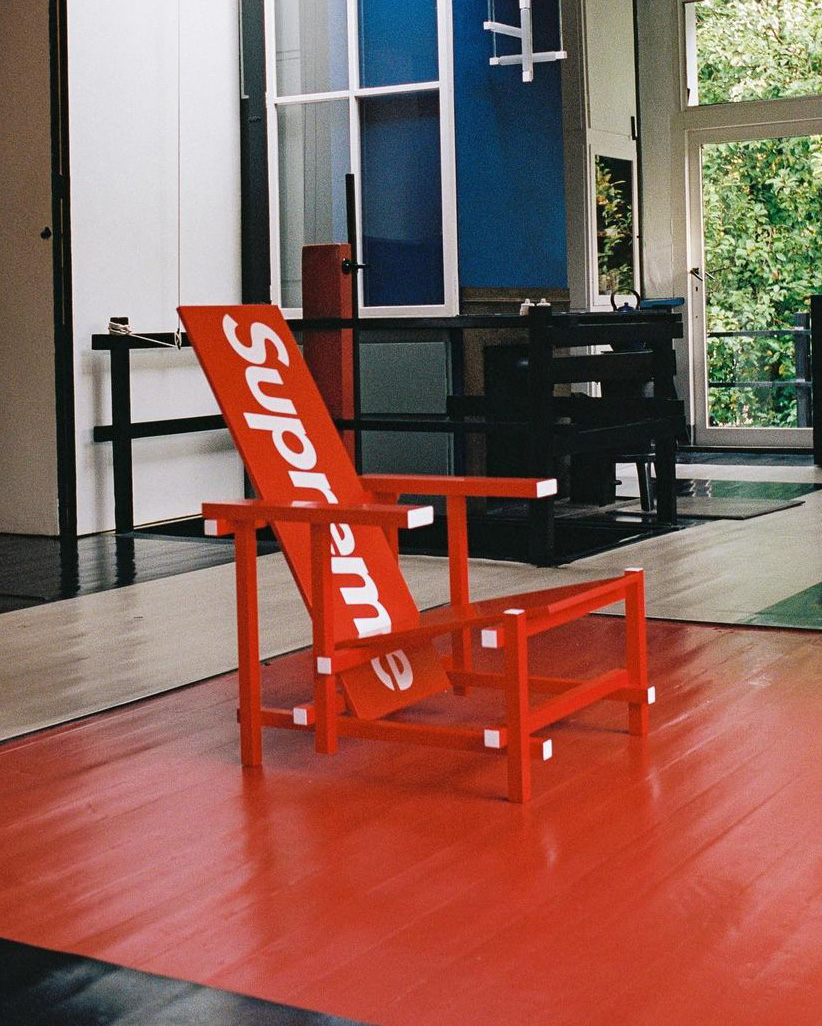 Supreme Gerrit Rietveld Red Blue Chair