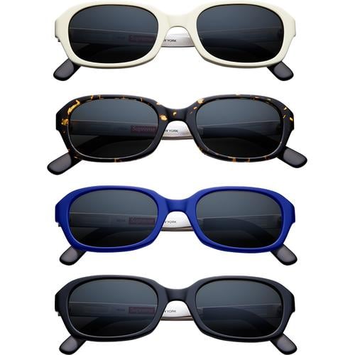 Details on Vega Sunglasses from spring summer
                                            2016