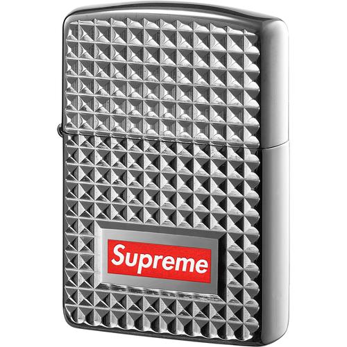 Details on Diamond Cut Zippo None from fall winter
                                                    2017 (Price is $60)