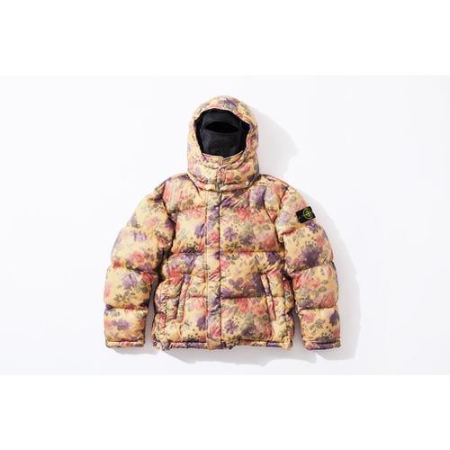 Details on Supreme Stone Island Lamy Cover Stampato Puffy Jacket None from fall winter
                                                    2017 (Price is $998)