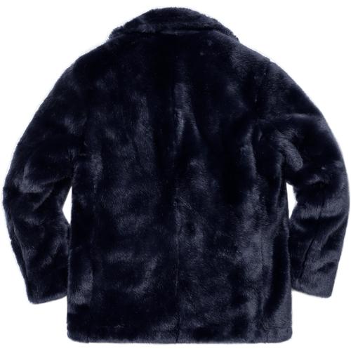 Details on Supreme Schott Fur Peacoat None from fall winter 2017 (Price is $498)