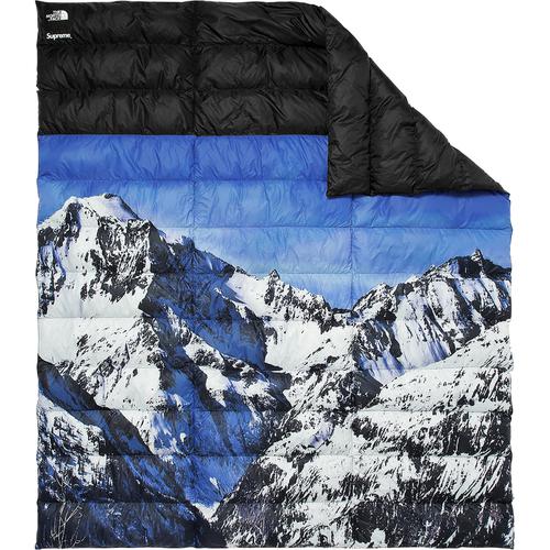 Details on Supreme The North Face Mountain Nupste Blanket None from fall winter 2017 (Price is $348)