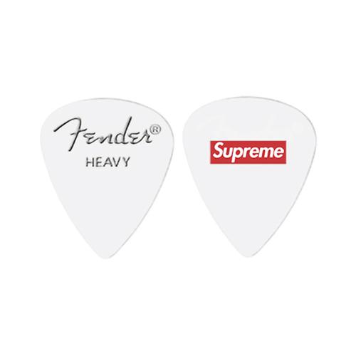 Details on Supreme Fender Stratocaster None from fall winter 2017 (Price is $1998)