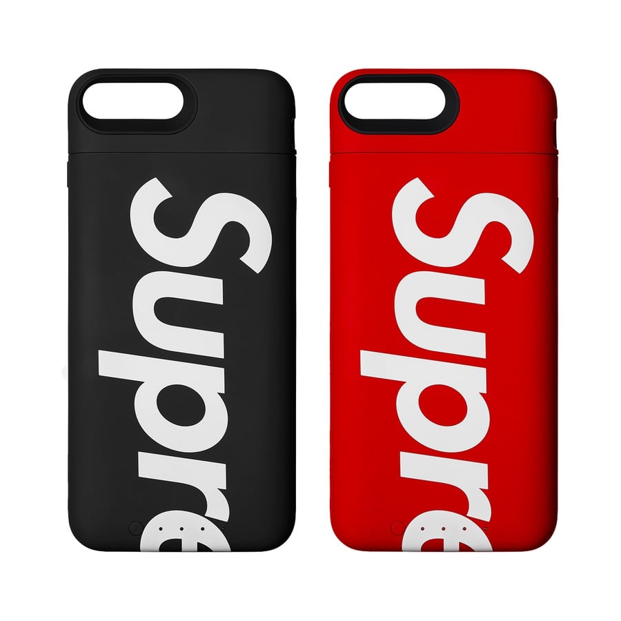 Details on Supreme mophie iPhone 8 Plus Juice Pack Air from fall winter
                                            2018 (Price is $128)