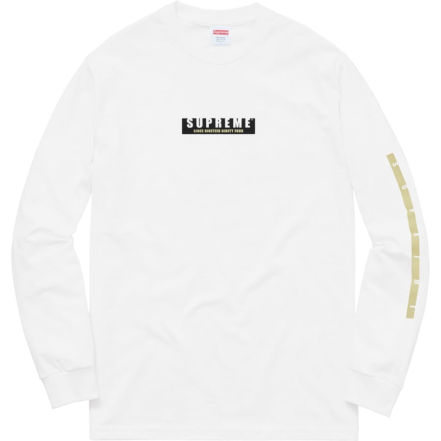 Details on 1994 L S Tee White from fall winter
                                                    2018 (Price is $40)