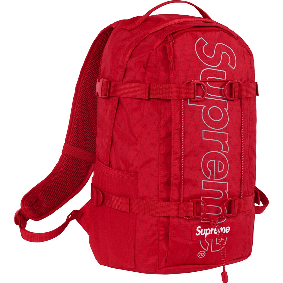 Details on Backpack Red from fall winter
                                                    2018 (Price is $158)