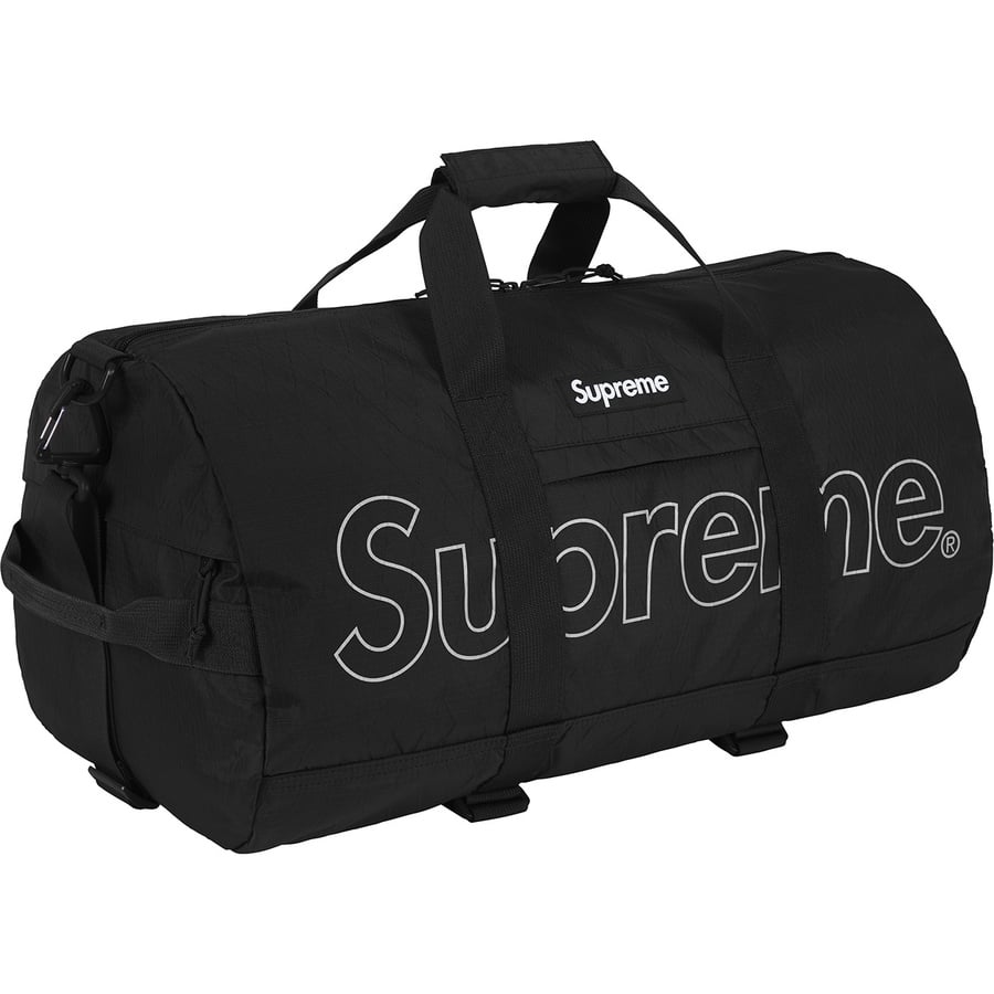 Details on Duffle Bag Black from fall winter
                                                    2018 (Price is $168)