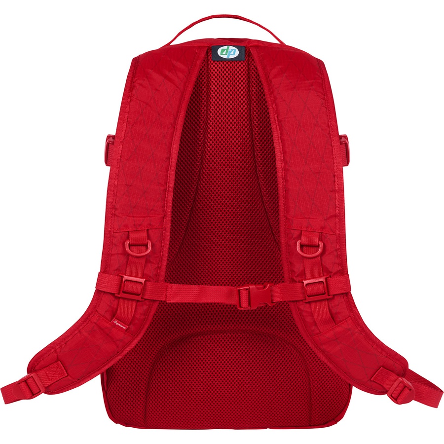 Details on Backpack Red from fall winter
                                                    2018 (Price is $158)