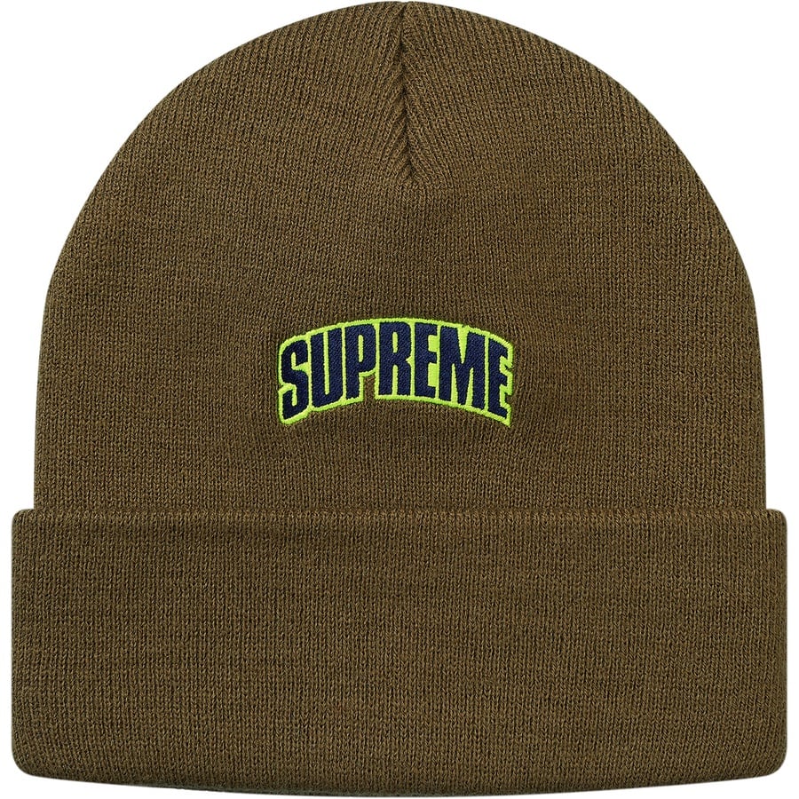 Details on Crown Logo Beanie Olive from fall winter
                                                    2018 (Price is $32)