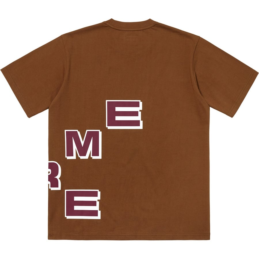 Details on Stagger Tee Brown from fall winter
                                                    2018 (Price is $78)