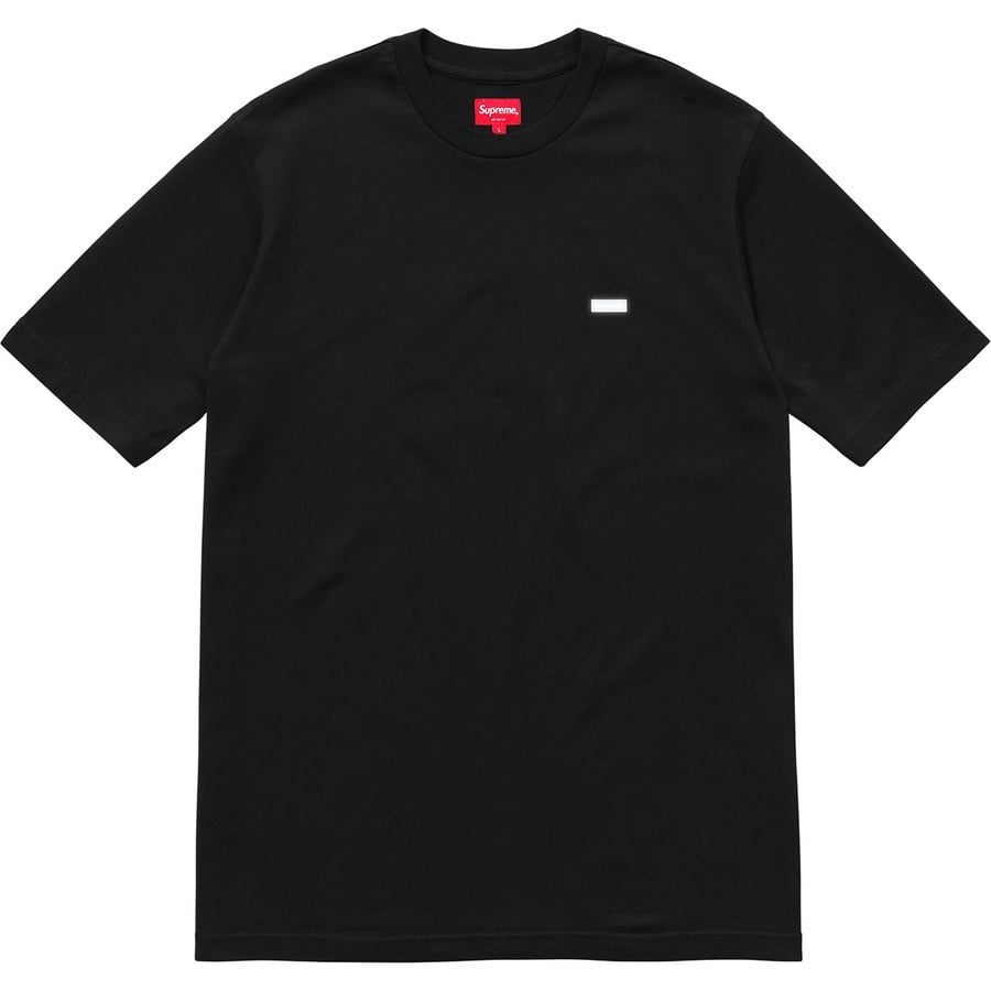 Details on Reflective Small Box Tee Black from fall winter
                                                    2018 (Price is $58)