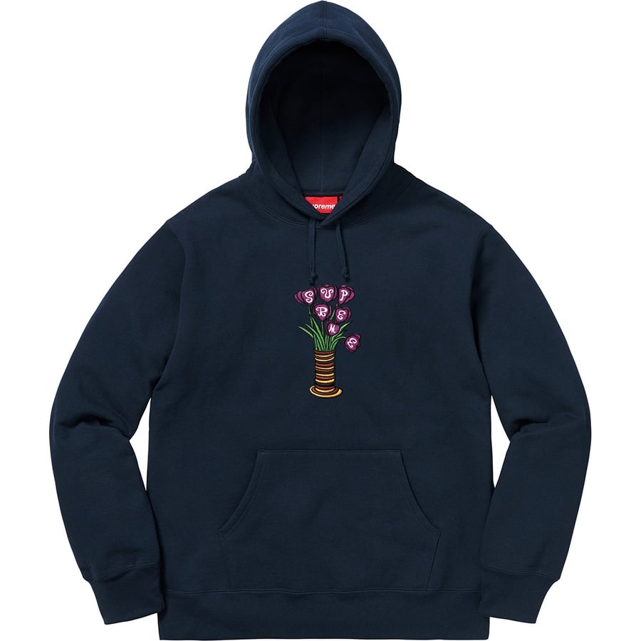 Details on Flowers Hooded Sweatshirt Navy from fall winter 2018 (Price is $158)