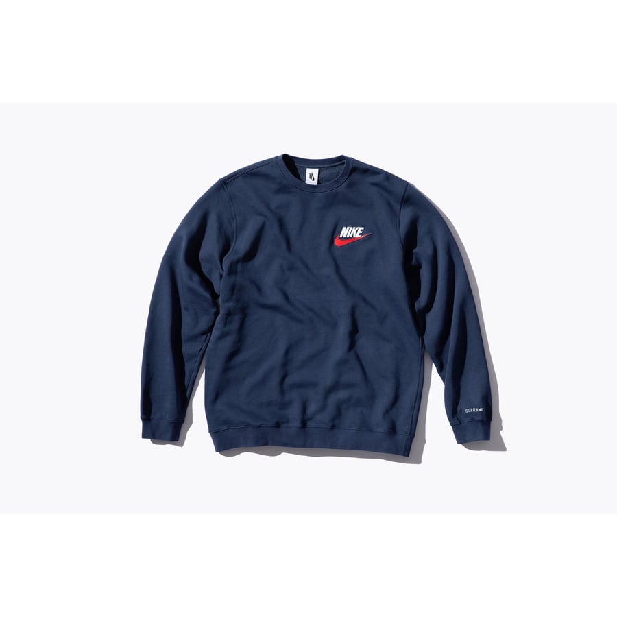 Details on Supreme Nike Crewneck  from fall winter
                                                    2018 (Price is $128)