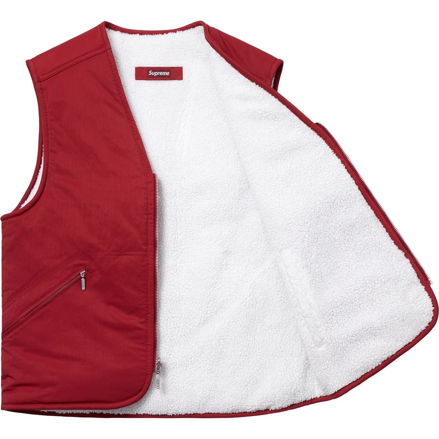 Details on Supreme Nike Reversible Nylon Sherpa Vest Burgundy from fall winter
                                                    2018 (Price is $168)