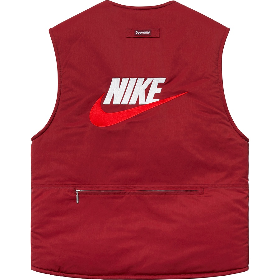 Details on Supreme Nike Reversible Nylon Sherpa Vest Burgundy from fall winter
                                                    2018 (Price is $168)