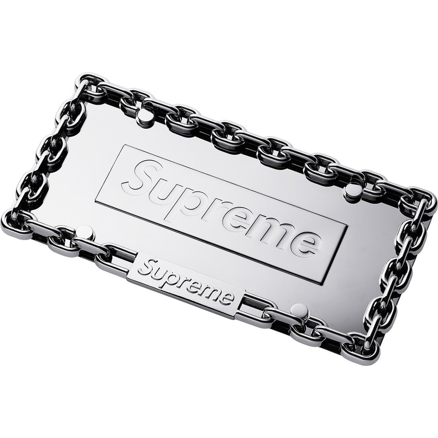 Details on Chain License Plate Frame Silver from fall winter
                                                    2018 (Price is $80)