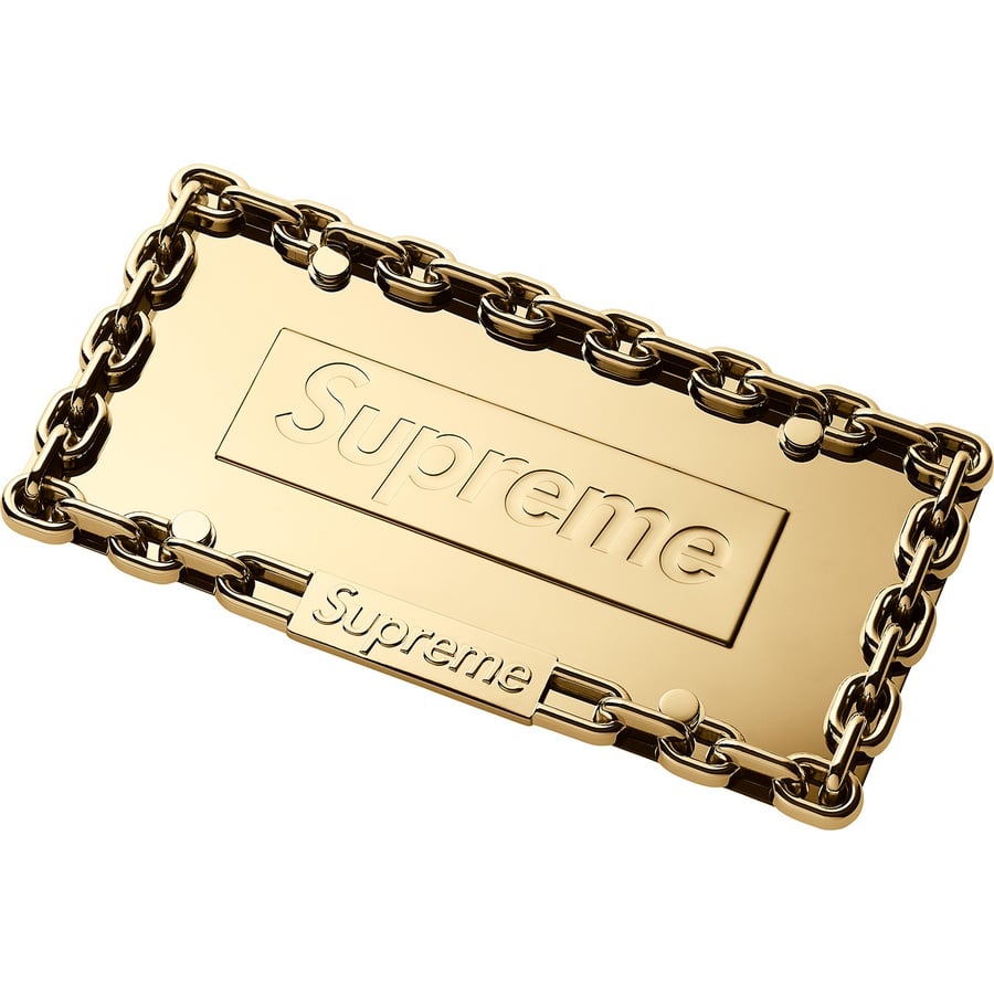 Details on Chain License Plate Frame Gold from fall winter
                                                    2018 (Price is $80)