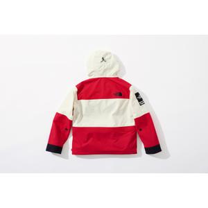 Supreme®/The North Face®