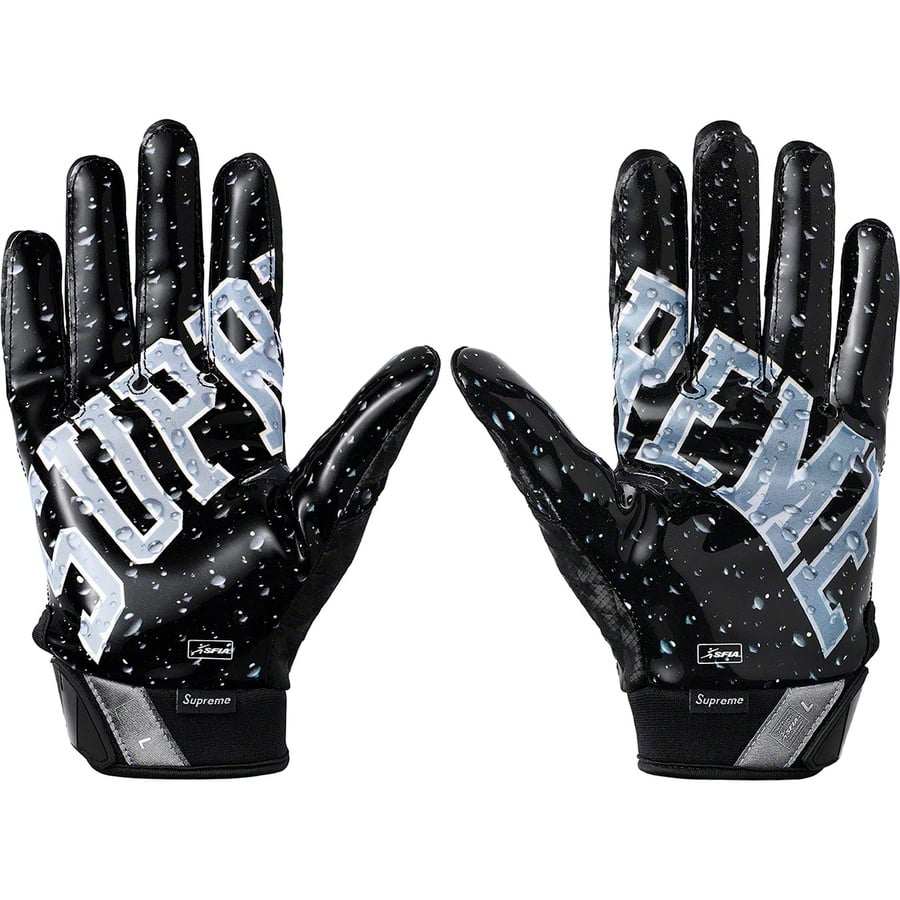 Details on Supreme Nike Vapor Jet 4.0 Football Gloves Black from fall winter
                                                    2018 (Price is $60)