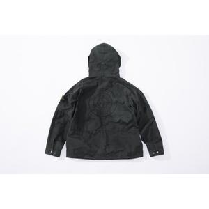 Supreme®/Stone Island®