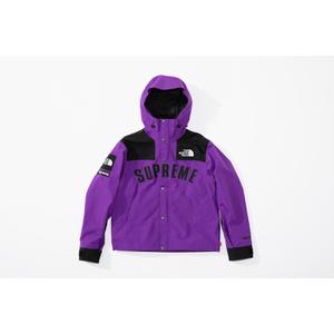 Supreme®/The North Face®