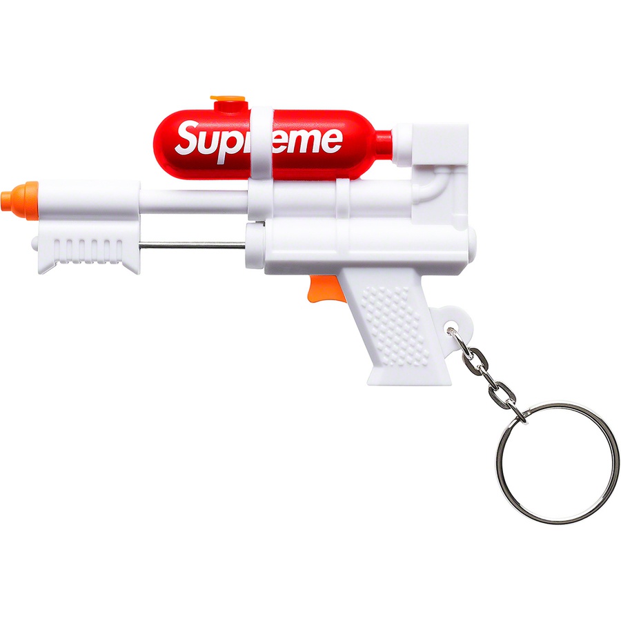 Details on Supreme Super Soaker 50 Water Blaster™ Keychain from spring summer
                                            2019 (Price is $14)