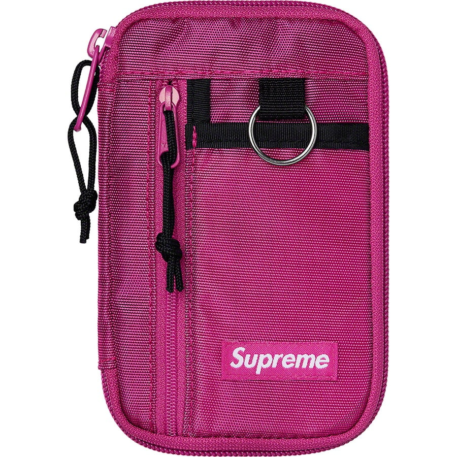 Details on Small Zip Pouch Magenta from fall winter
                                                    2019 (Price is $30)