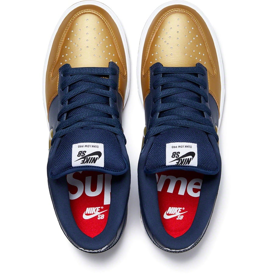 Details on Supreme Nike SB Dunk Low Navy from fall winter 2019 (Price is $110)