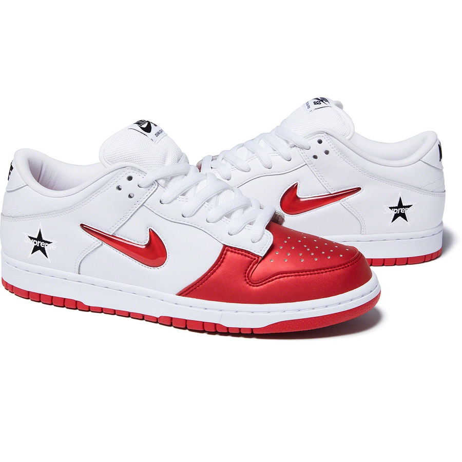 Details on Supreme Nike SB Dunk Low White from fall winter 2019 (Price is $110)