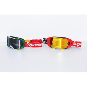 Supreme®/Honda®/Fox® Racing