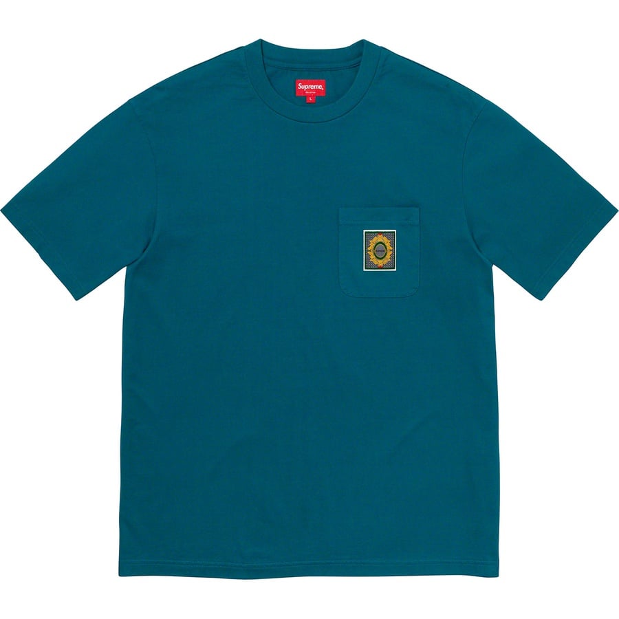 Details on Crest Label Pocket Tee Dark Teal from fall winter 2019 (Price is $68)
