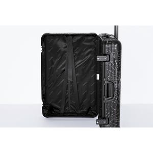 Supreme®/RIMOWA