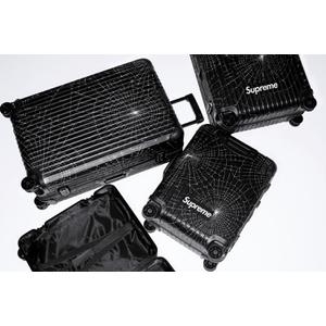 Supreme®/RIMOWA