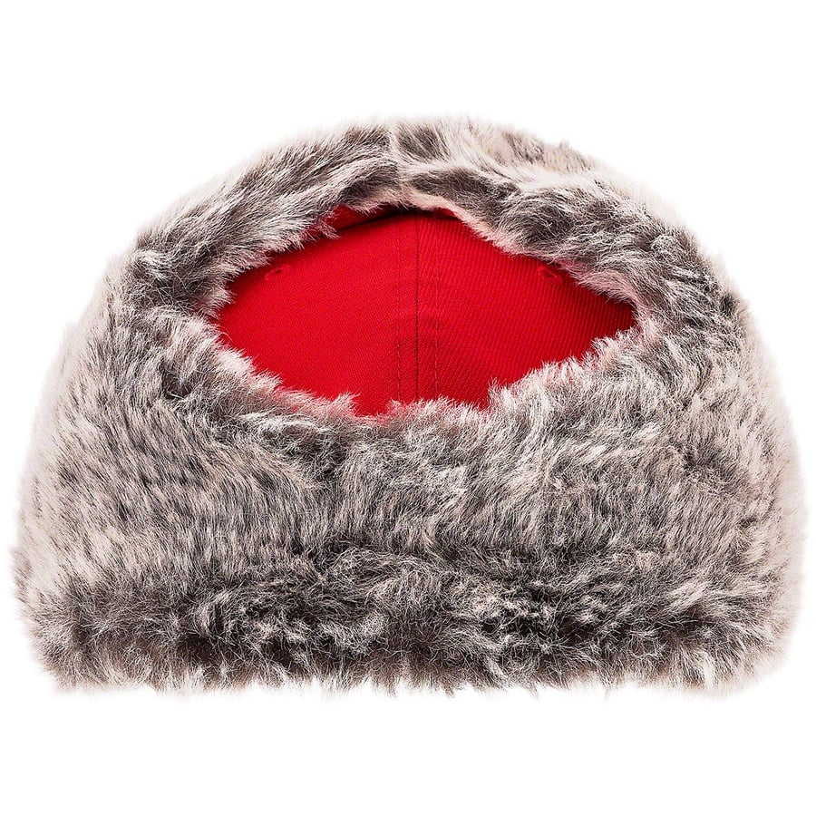 Details on Earflap New Era Red from fall winter
                                                    2019 (Price is $60)