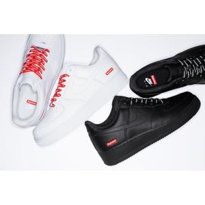 Supreme®/Nike® Air Force 1 Low