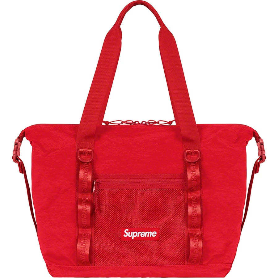 Details on Zip Tote Dark Red from fall winter
                                                    2020 (Price is $110)