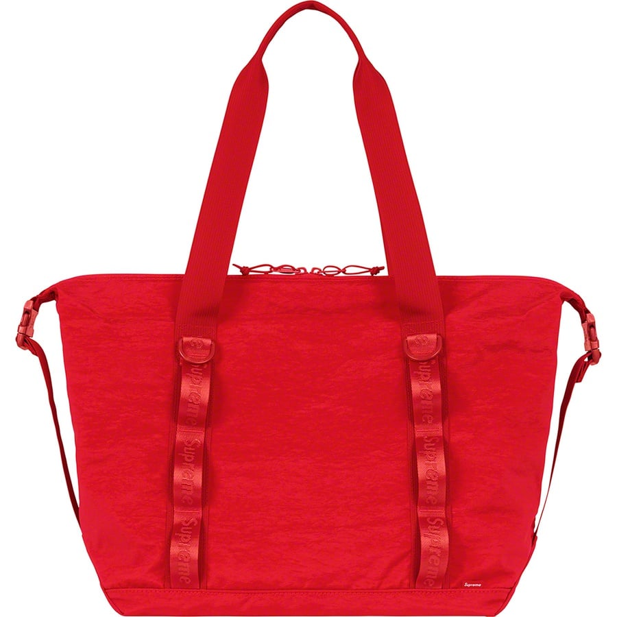 Details on Zip Tote Dark Red from fall winter
                                                    2020 (Price is $110)