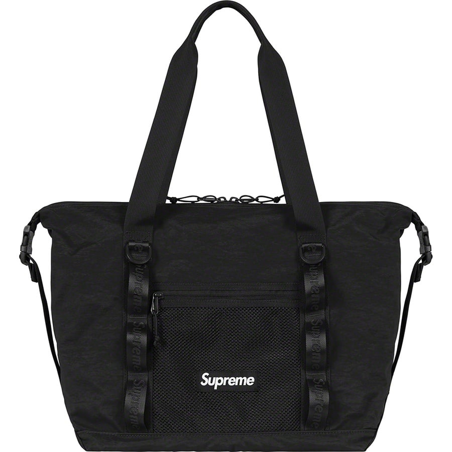 Details on Zip Tote Black from fall winter
                                                    2020 (Price is $110)