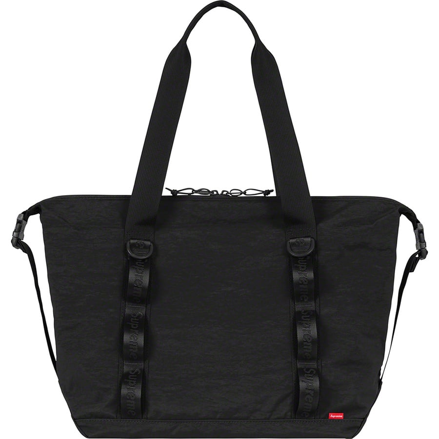 Details on Zip Tote Black from fall winter
                                                    2020 (Price is $110)