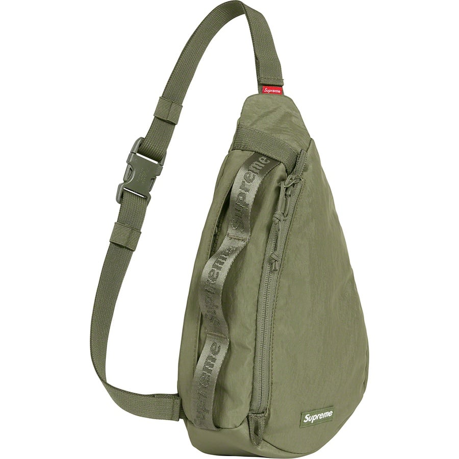 Details on Sling Bag Olive from fall winter
                                                    2020 (Price is $78)