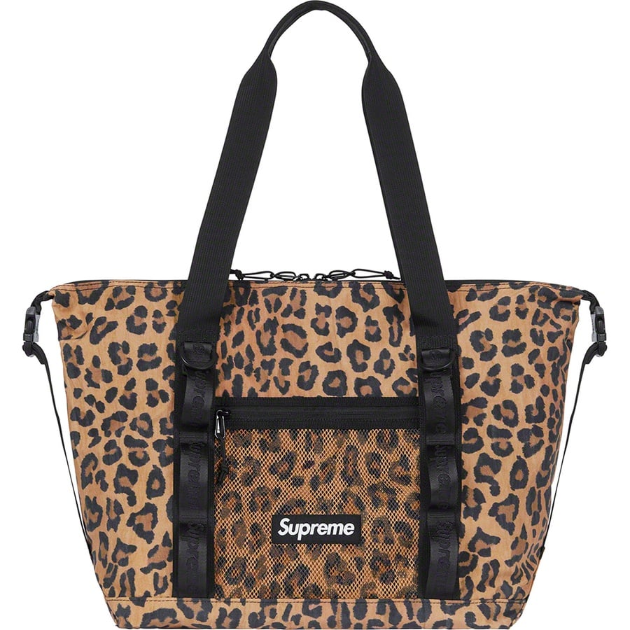 Details on Zip Tote Leopard from fall winter
                                                    2020 (Price is $110)