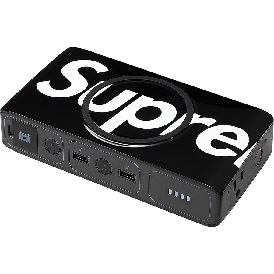 Details on Supreme mophie powerstation Go Black from fall winter 2020 (Price is $188)