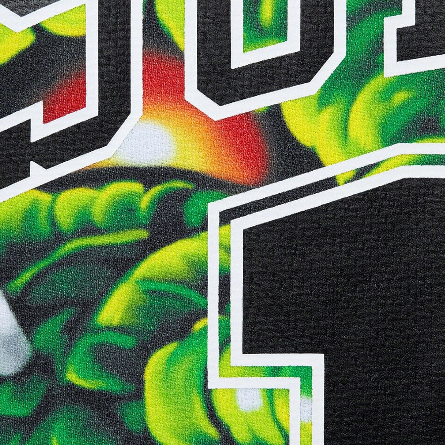 Details on Dragon Hockey Jersey Black from fall winter
                                                    2020 (Price is $138)