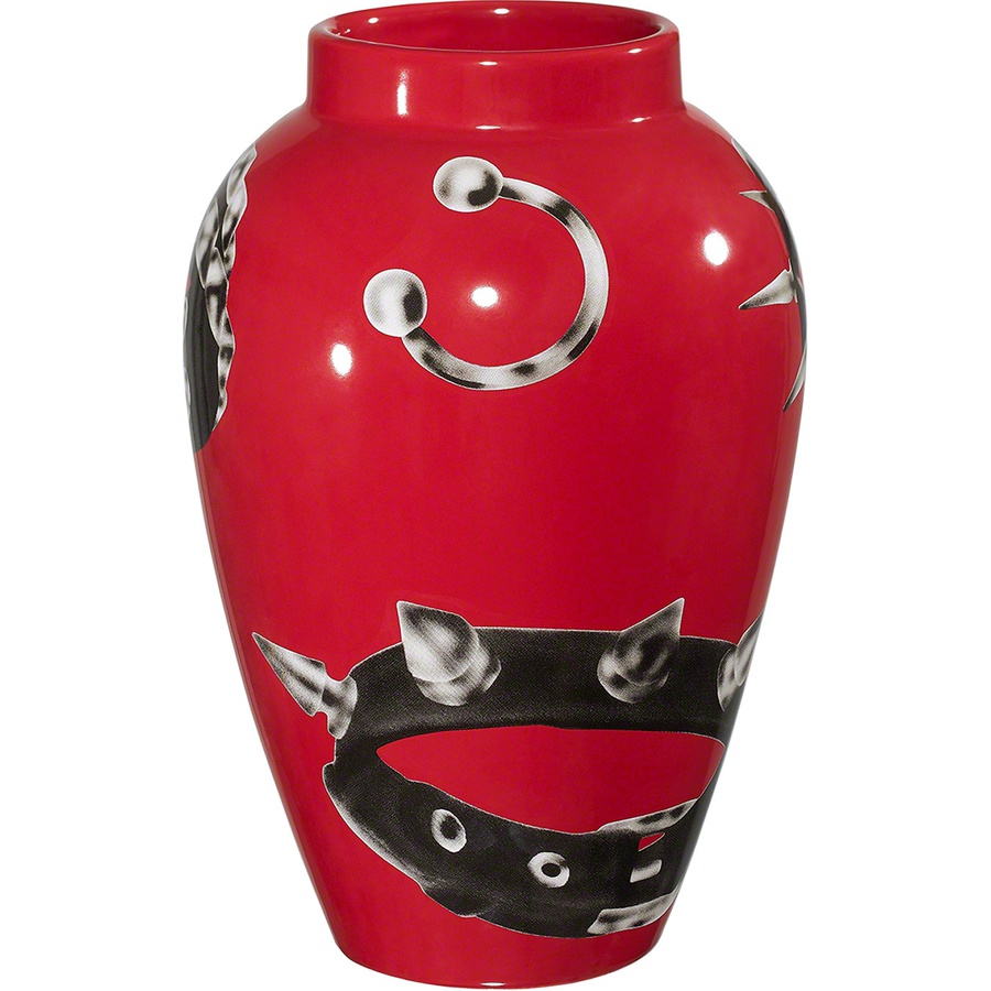 Details on Studded Collars Vase Red from fall winter 2020 (Price is $98)
