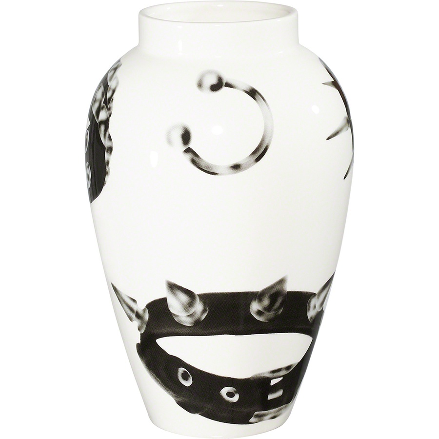 Details on Studded Collars Vase White from fall winter 2020 (Price is $98)
