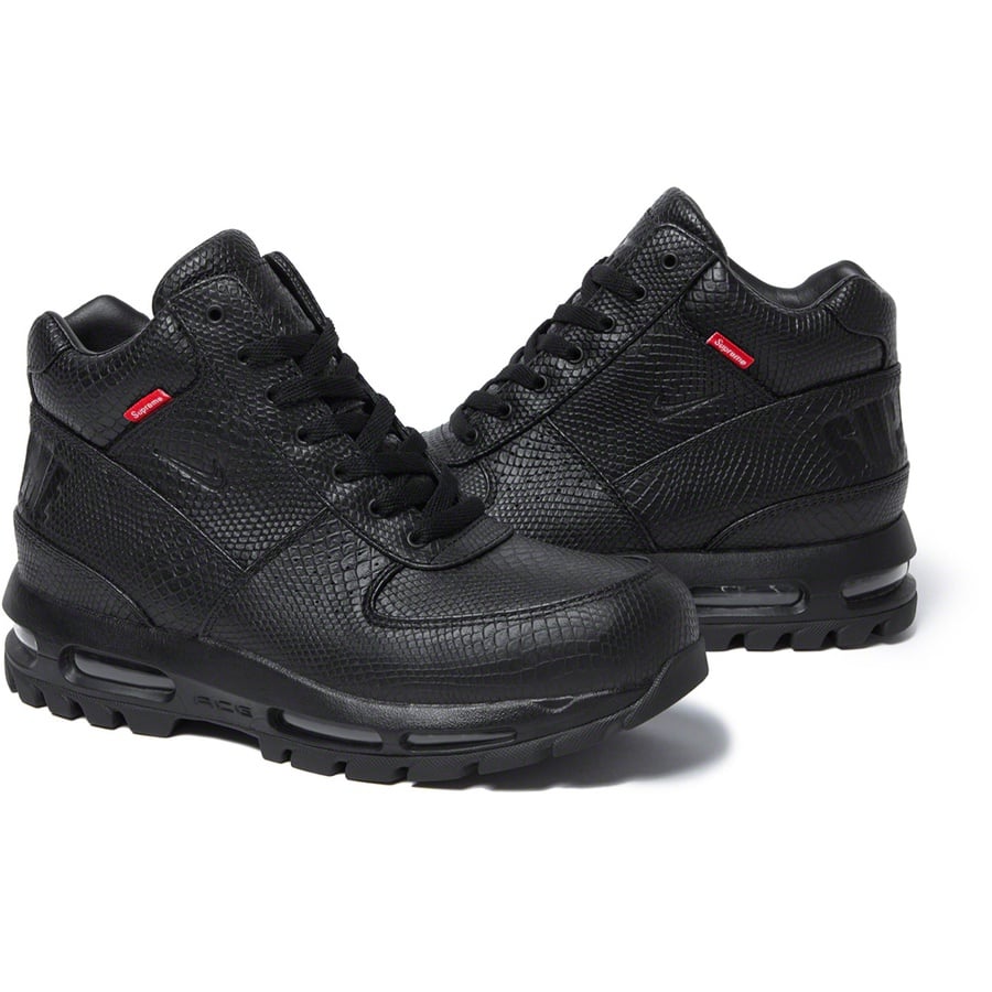 Details on Supreme Nike Air Max Goadome Black from fall winter
                                                    2020 (Price is $190)