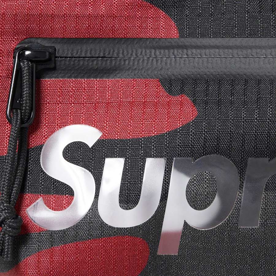 Details on Waist Bag Red Camo from spring summer 2021 (Price is $78)